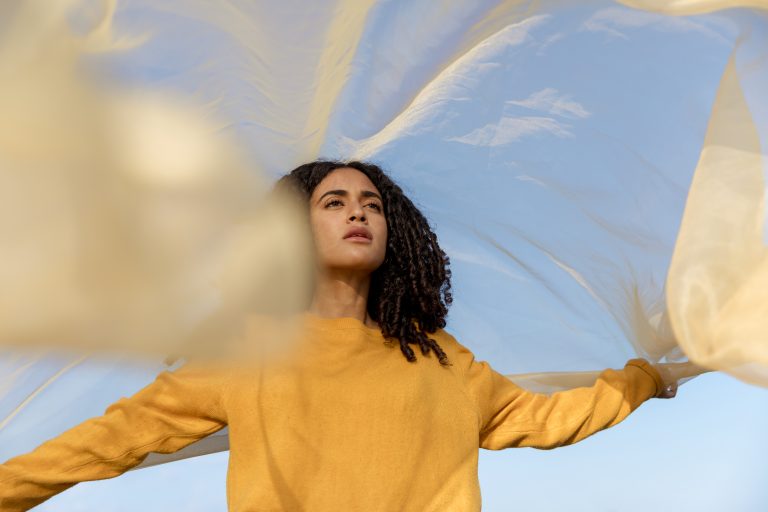 How to Cultivate a Positive Mindset in Challenging Times