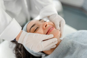 Facial Massage Near Bryant Park: A Modern Approach to Natural Skin Rejuvenation